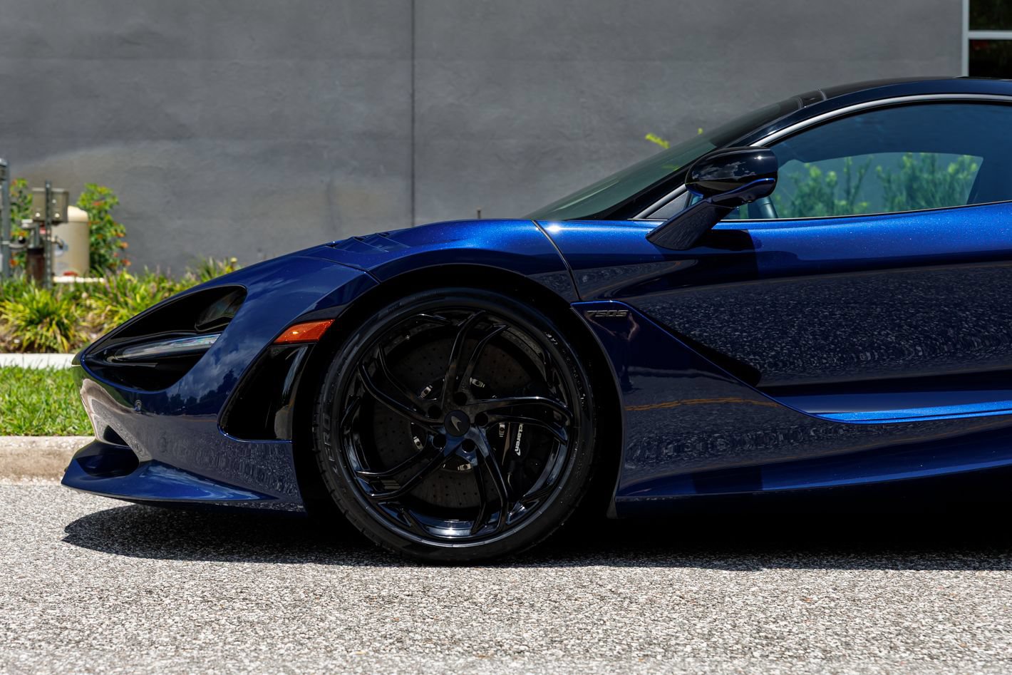 Used 2025 McLaren 750S RWD image 31