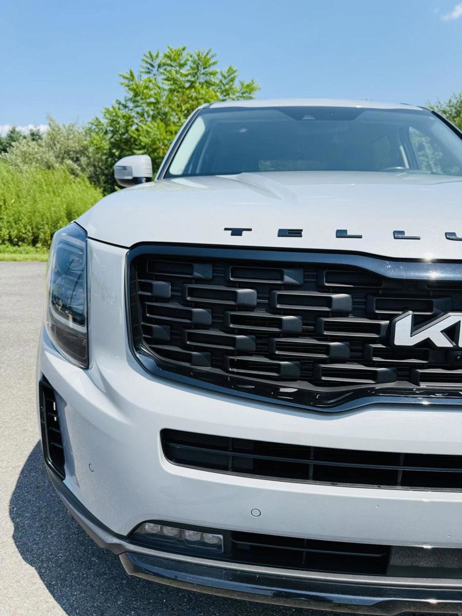 Used 2022 Kia Telluride SX w/ SX Prestige Package image 13