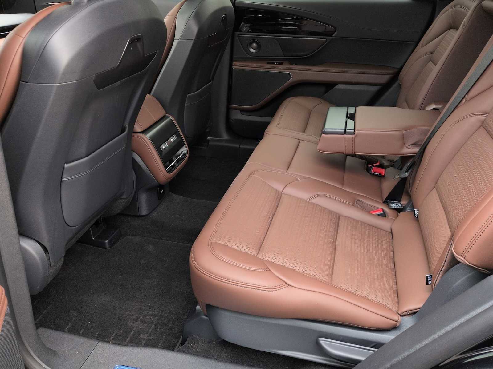 Used 2026 Lincoln Nautilus Reserve w/ Jet Appearance Package AWD/4WD image 21