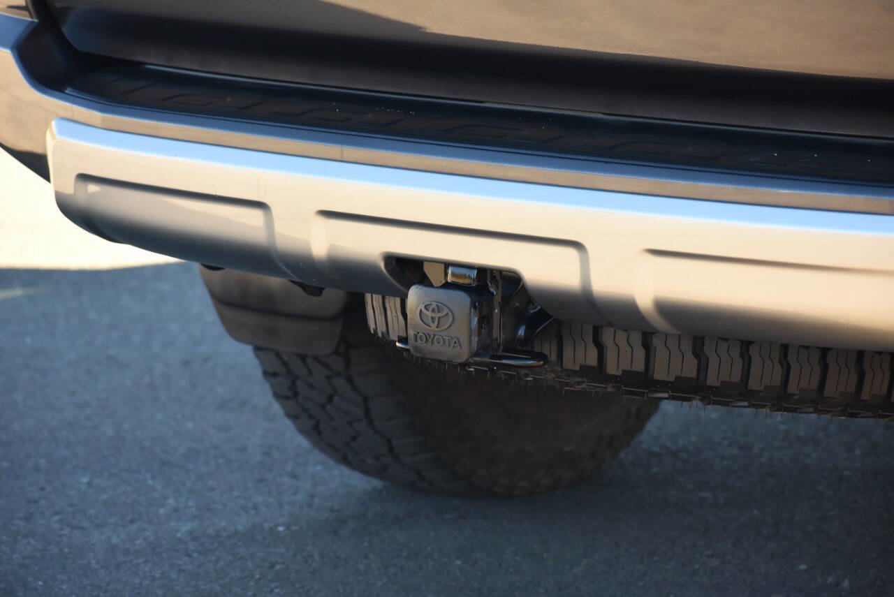 Used 2016 Toyota 4Runner 4WD image 17