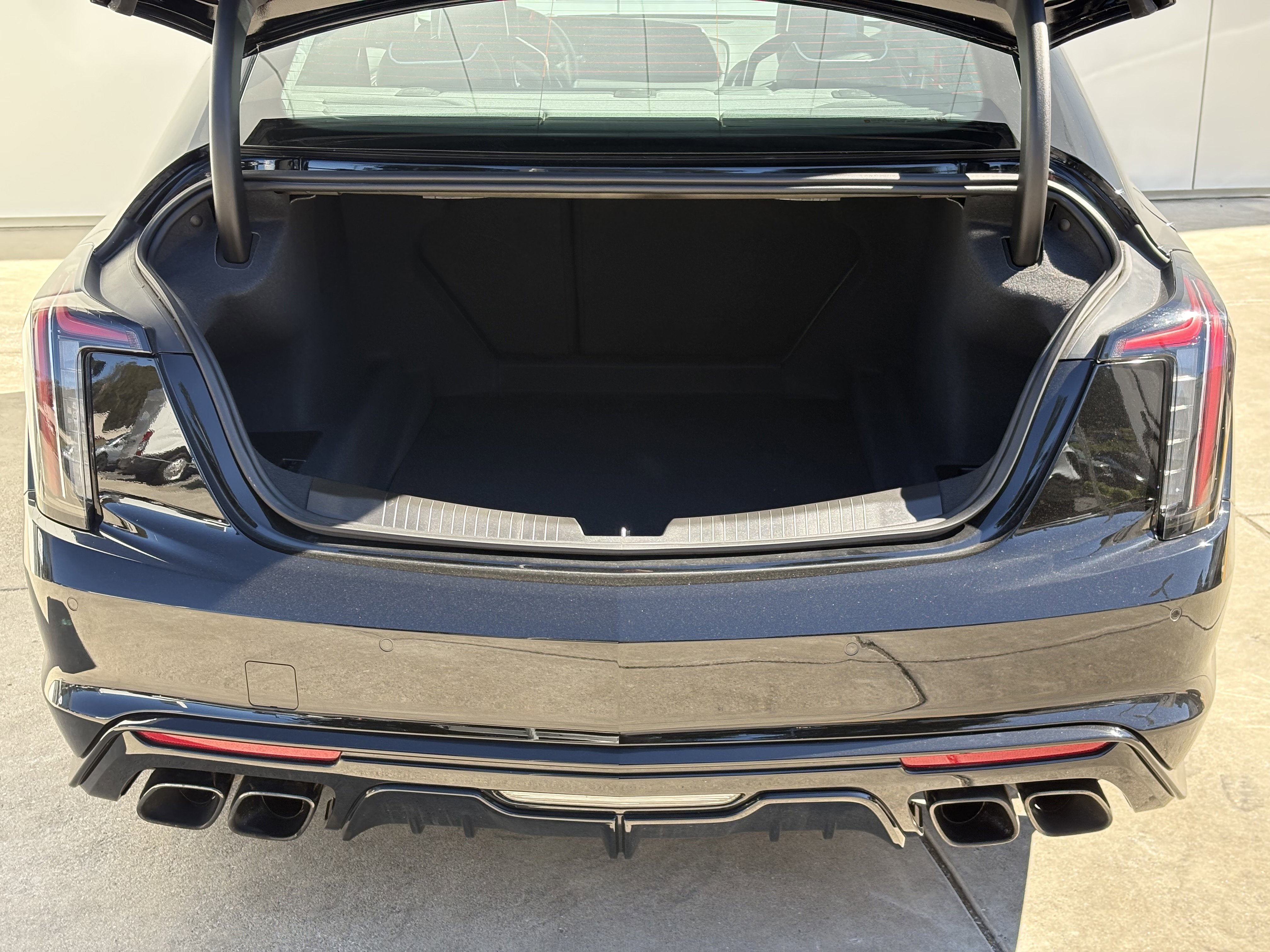 Certified 2025 Cadillac CT5 V Blackwing RWD image 9