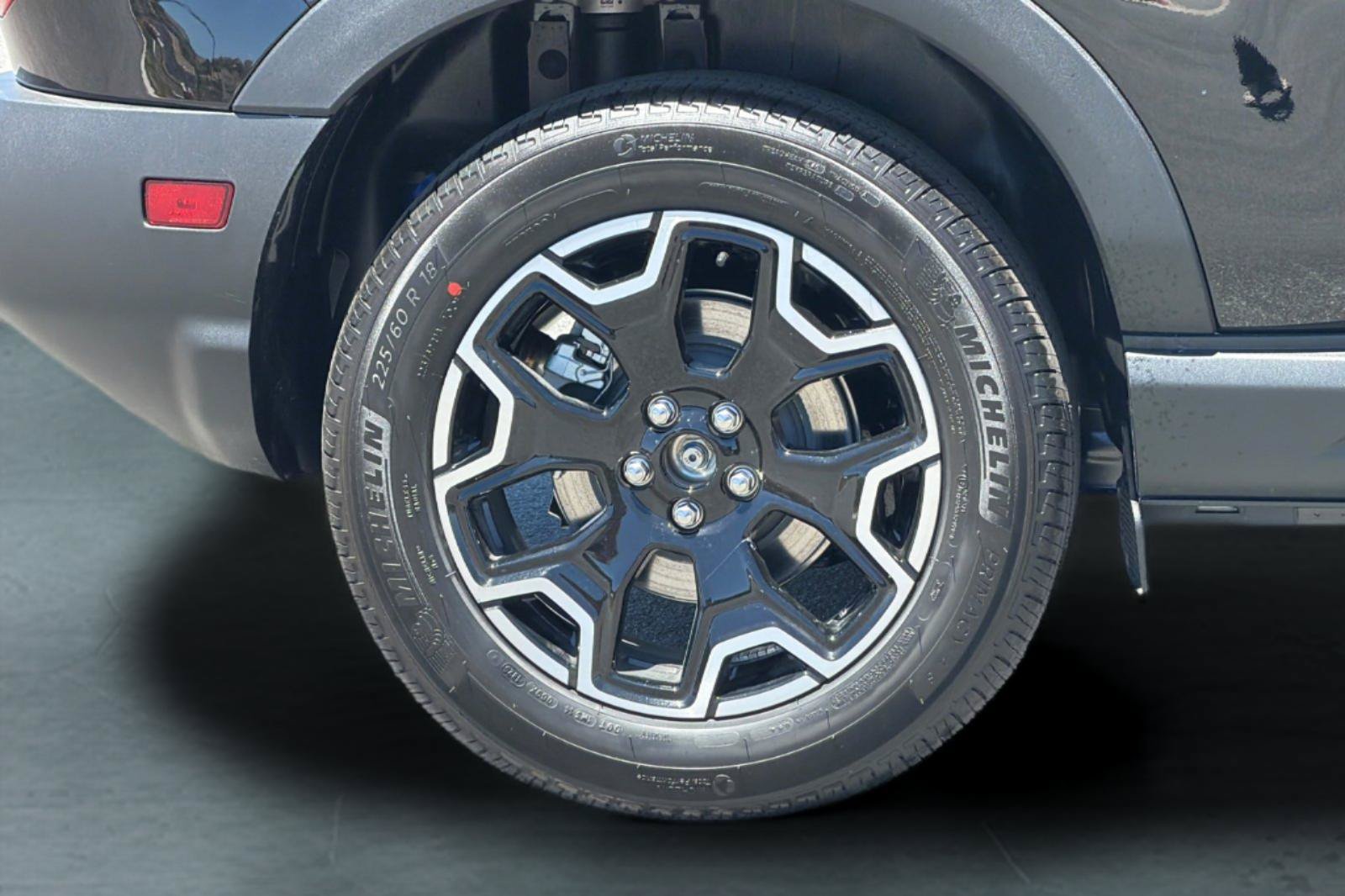 New 2026 Ford Bronco Sport Outer Banks w/ Outer Banks Tech Package+ AWD/4WD image 34
