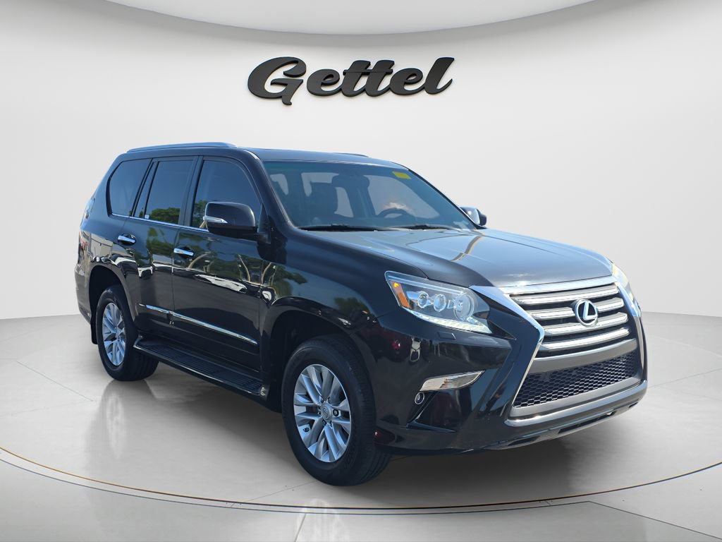 Used 2016 Lexus GX 460 w/ Premium Package image 2