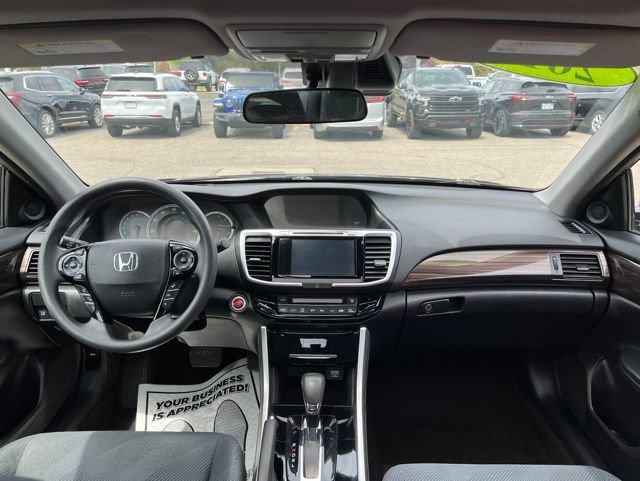 Used 2016 Honda Accord EX image 14