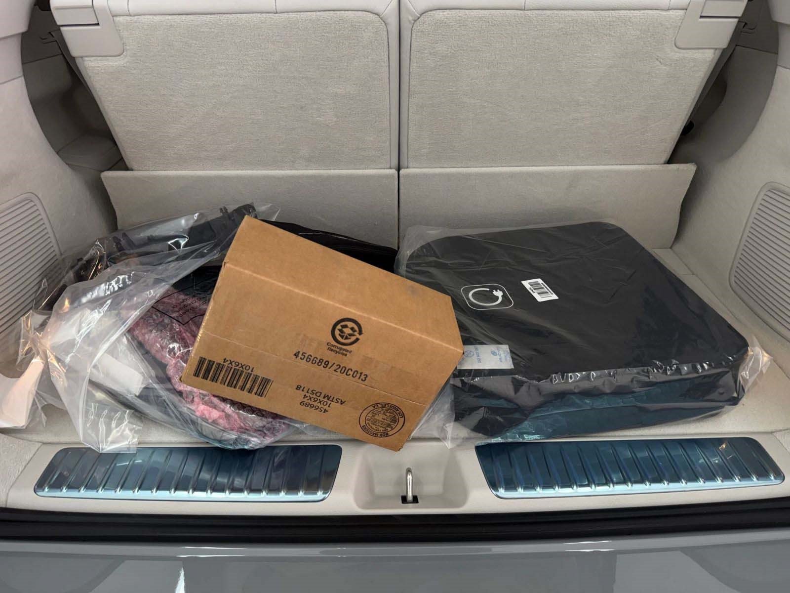 New 2027 Mercedes-Benz EQS 400 4MATIC SUV image 22