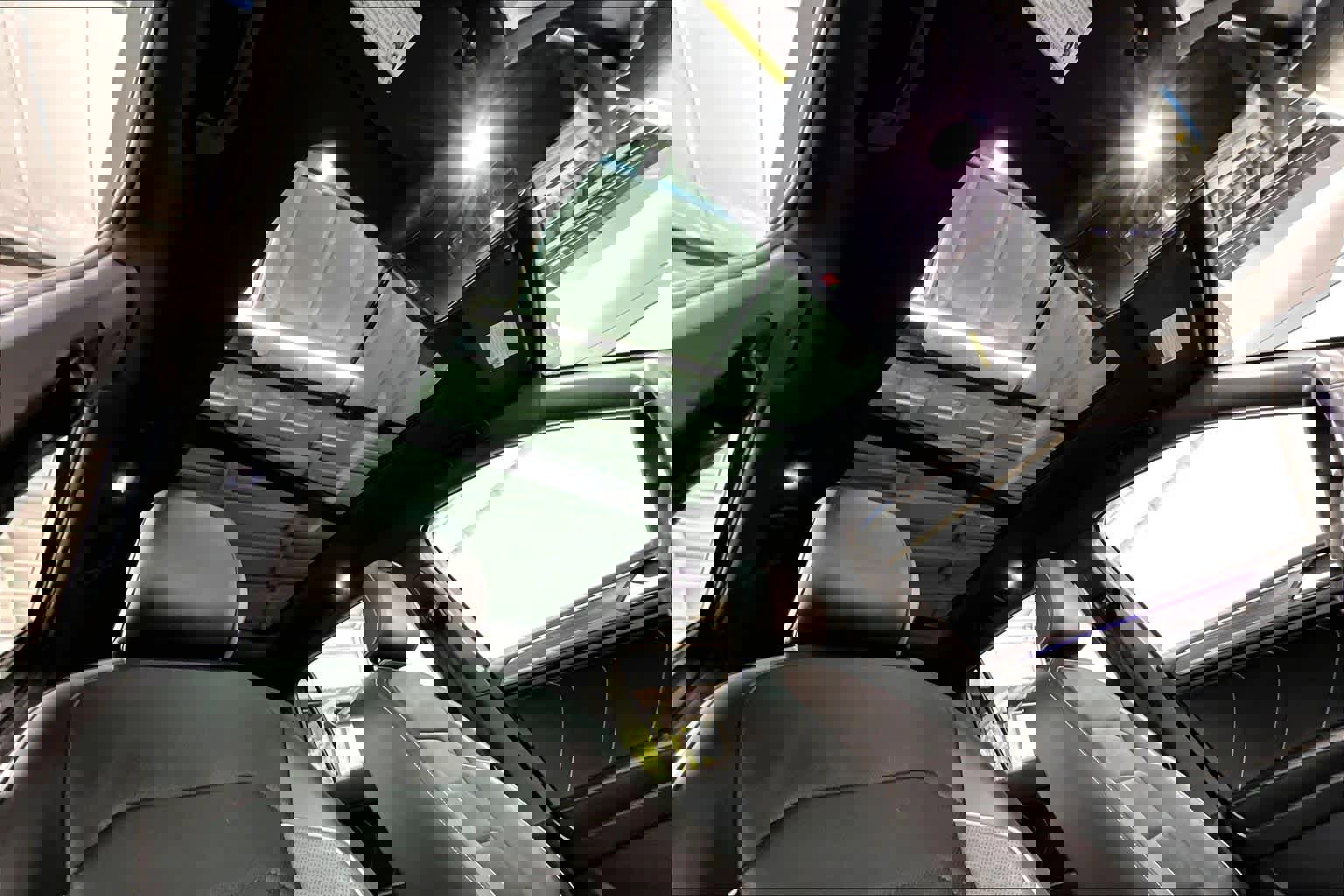 Used 2024 Volkswagen Tiguan SEL R-Line image 25