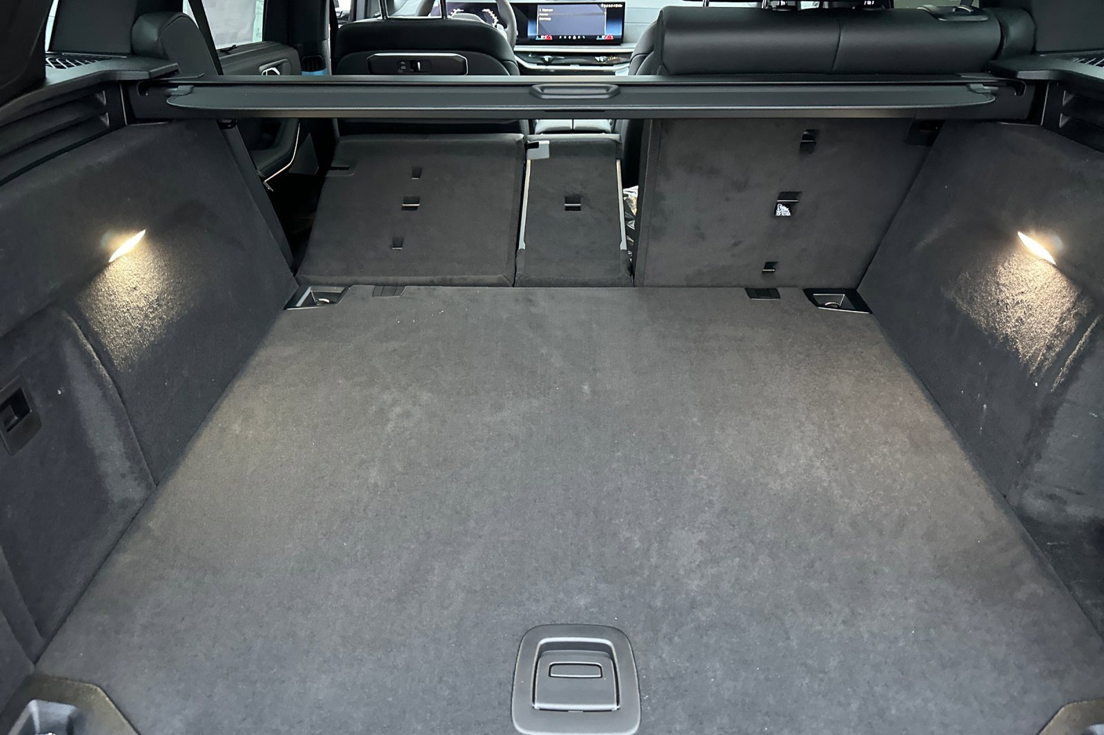 New 2026 BMW X5 xDrive40i w/ M Sport Package image 12