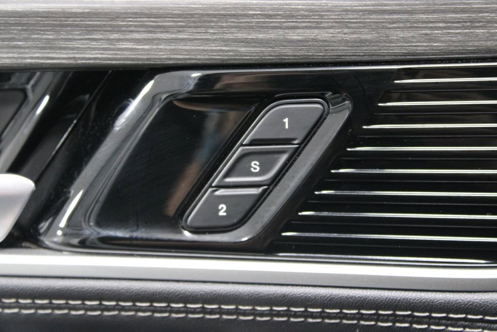 Used 2024 Jeep Wagoneer Series II image 44