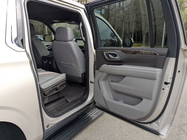 Used 2022 GMC Yukon XL SLE w/ Gmc Pro Safety Plus Package image 39