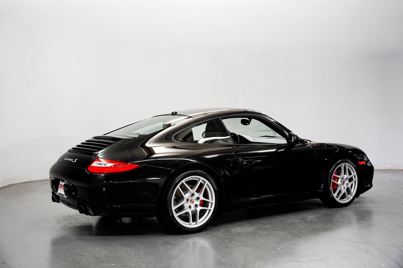 Used 2011 Porsche 911 Carrera S RWD image 3
