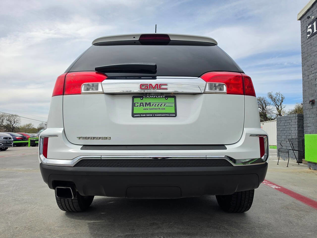 Used 2017 GMC Terrain SLT image 17