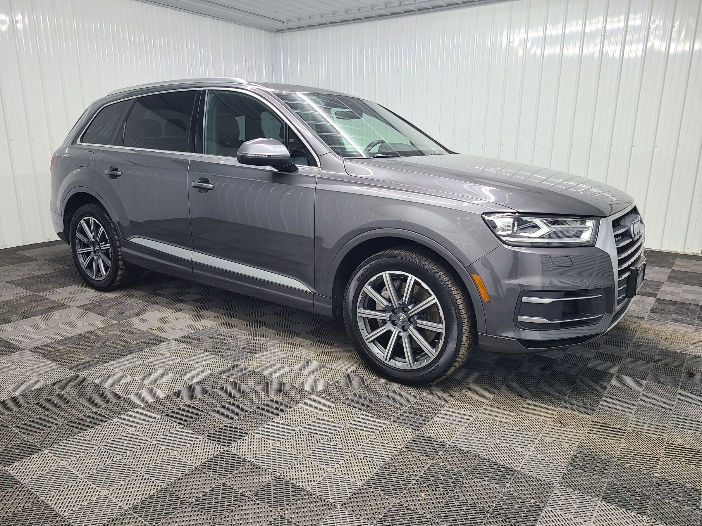Used 2019 Audi Q7 3.0T Premium w/ Convenience Package image 1