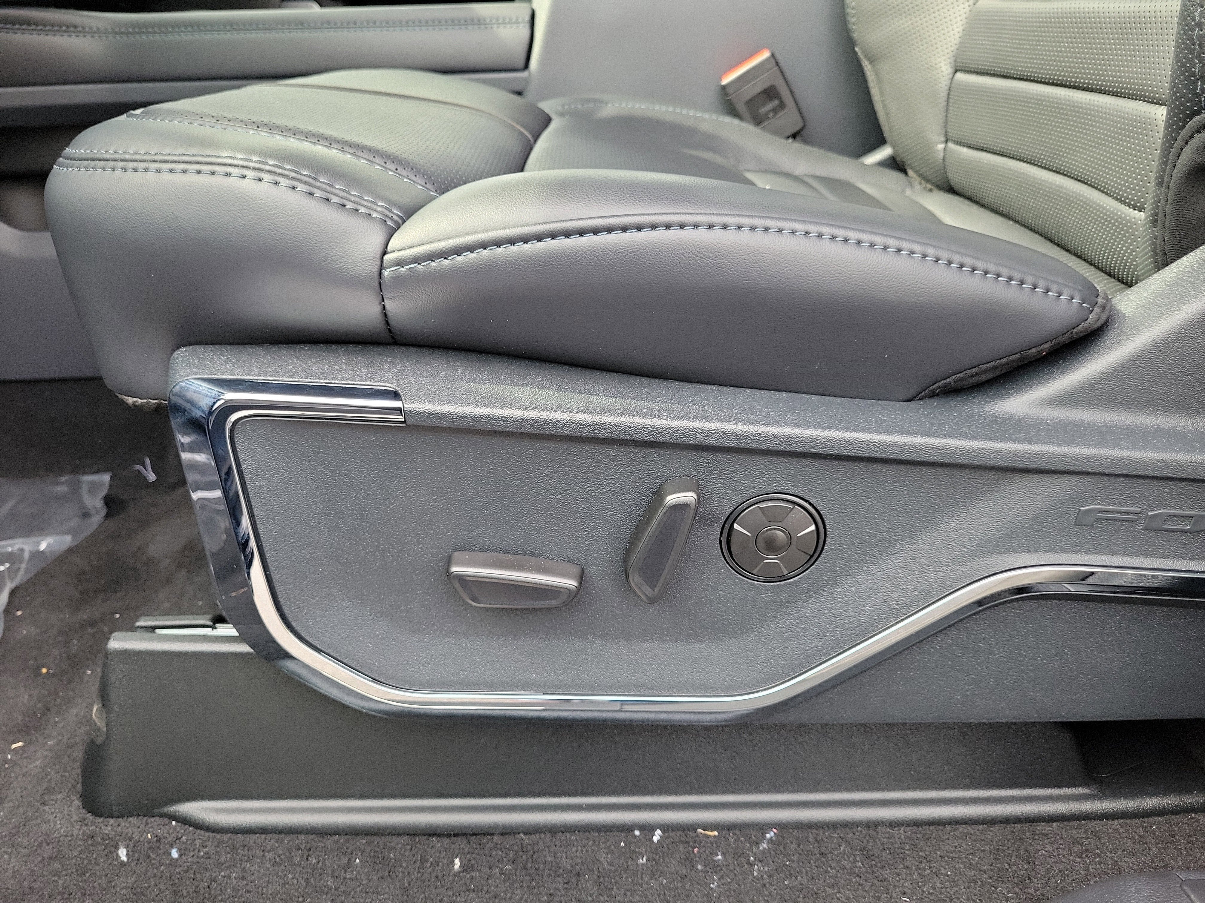 New 2026 Ford F350 Platinum image 22