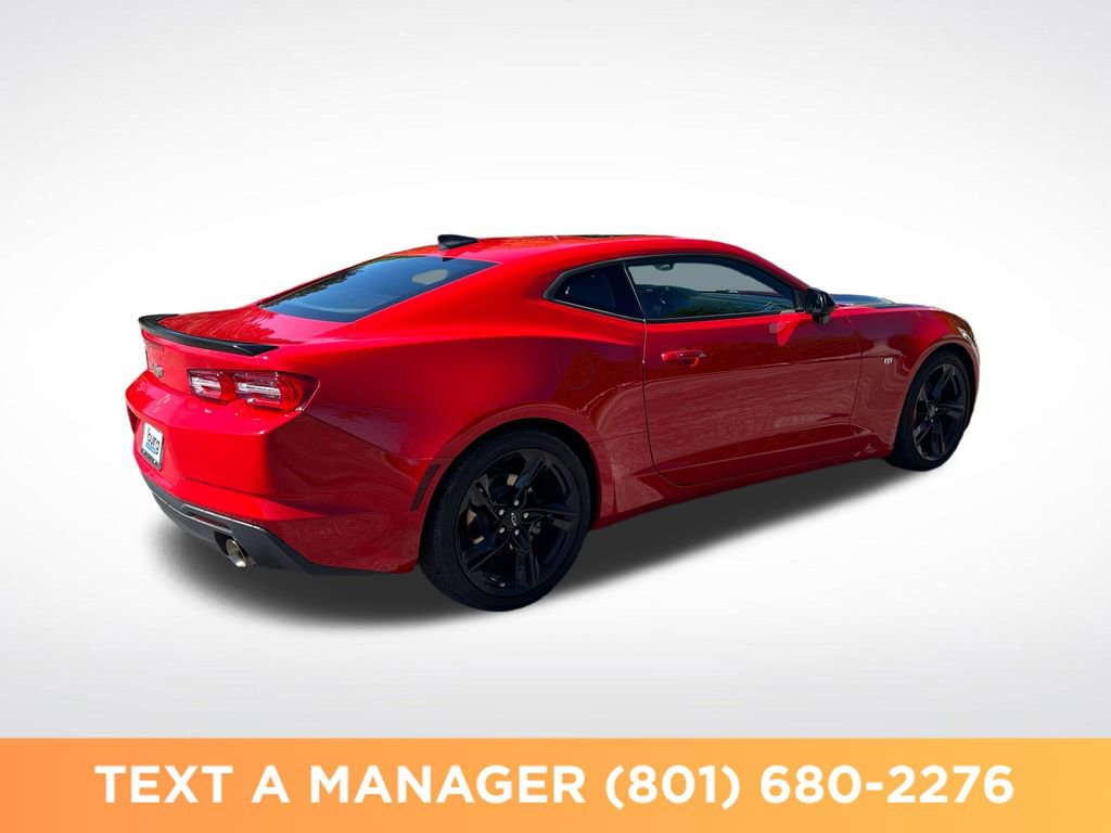 Used 2023 Chevrolet Camaro LT RWD image 5
