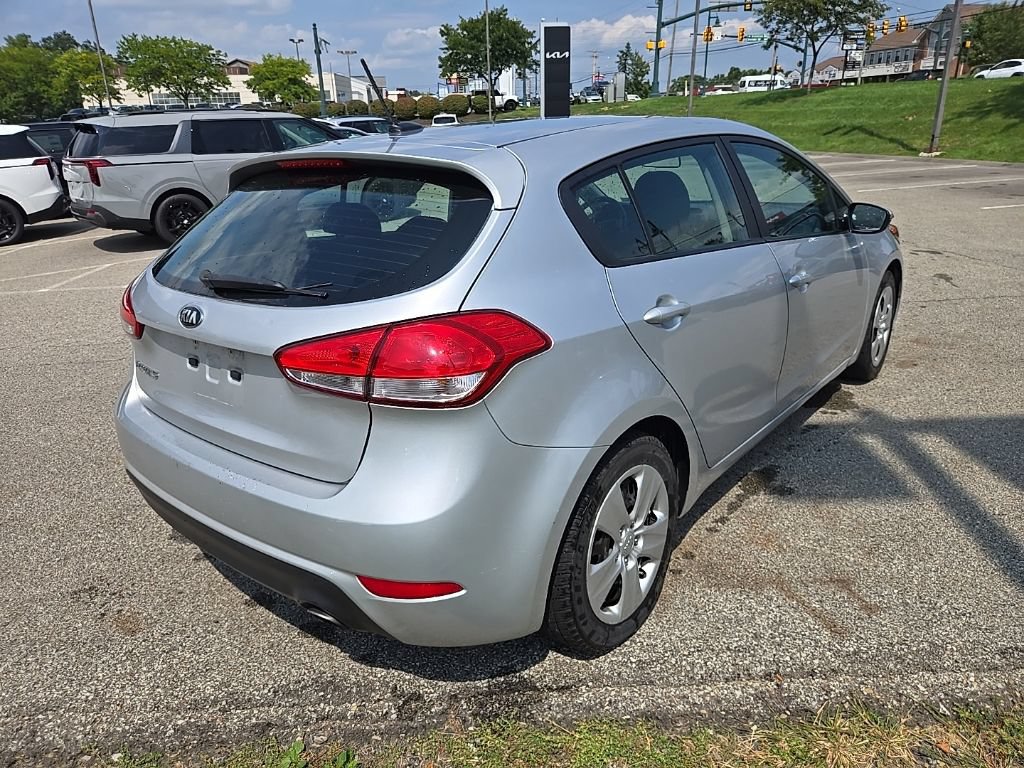 Used 2016 Kia Forte LX FWD image 3