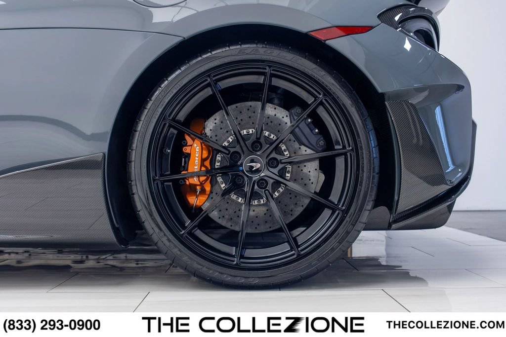 Used 2019 McLaren 600LT RWD image 19