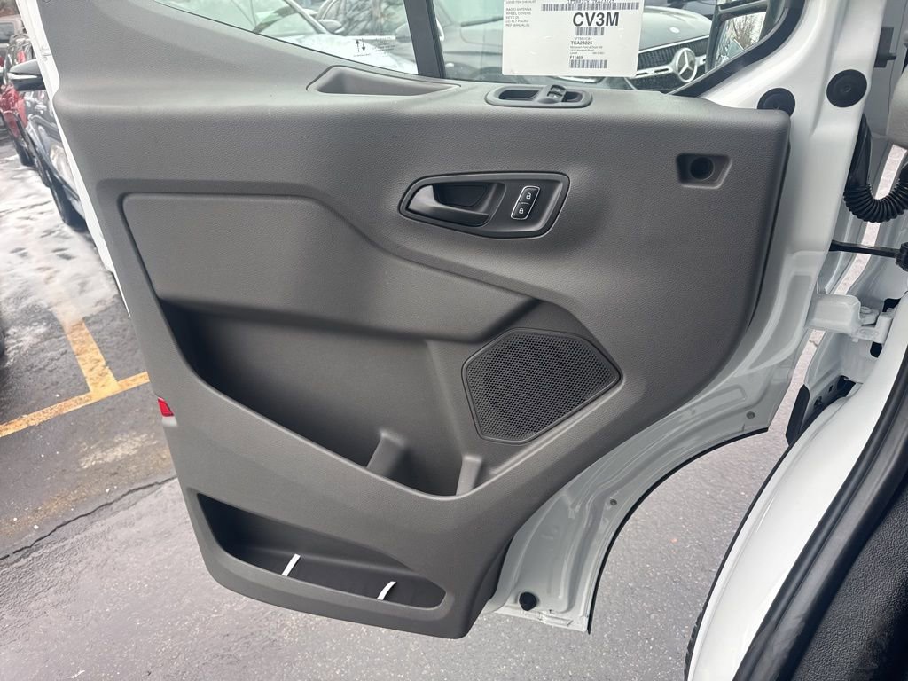 New 2026 Ford Transit 250 148 Medium Roof image 17