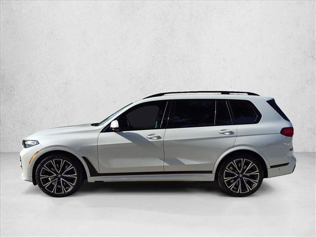 Used 2022 BMW X7 M50i w/ Dynamic Handling Package AWD/4WD image 5