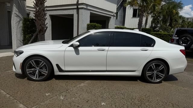 Used 2019 BMW 750i w/ Autobahn Package RWD image 3