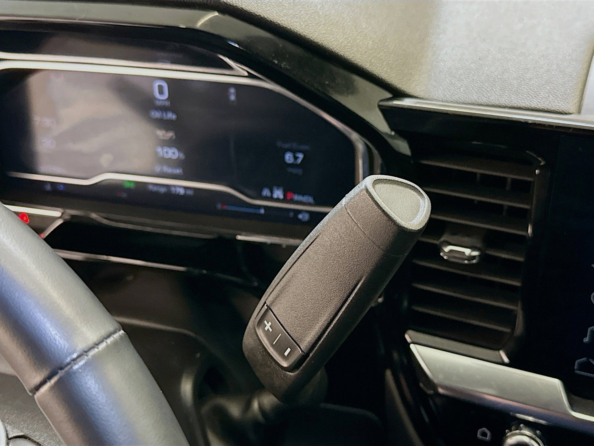 Used 2024 GMC Sierra 1500 Elevation image 25