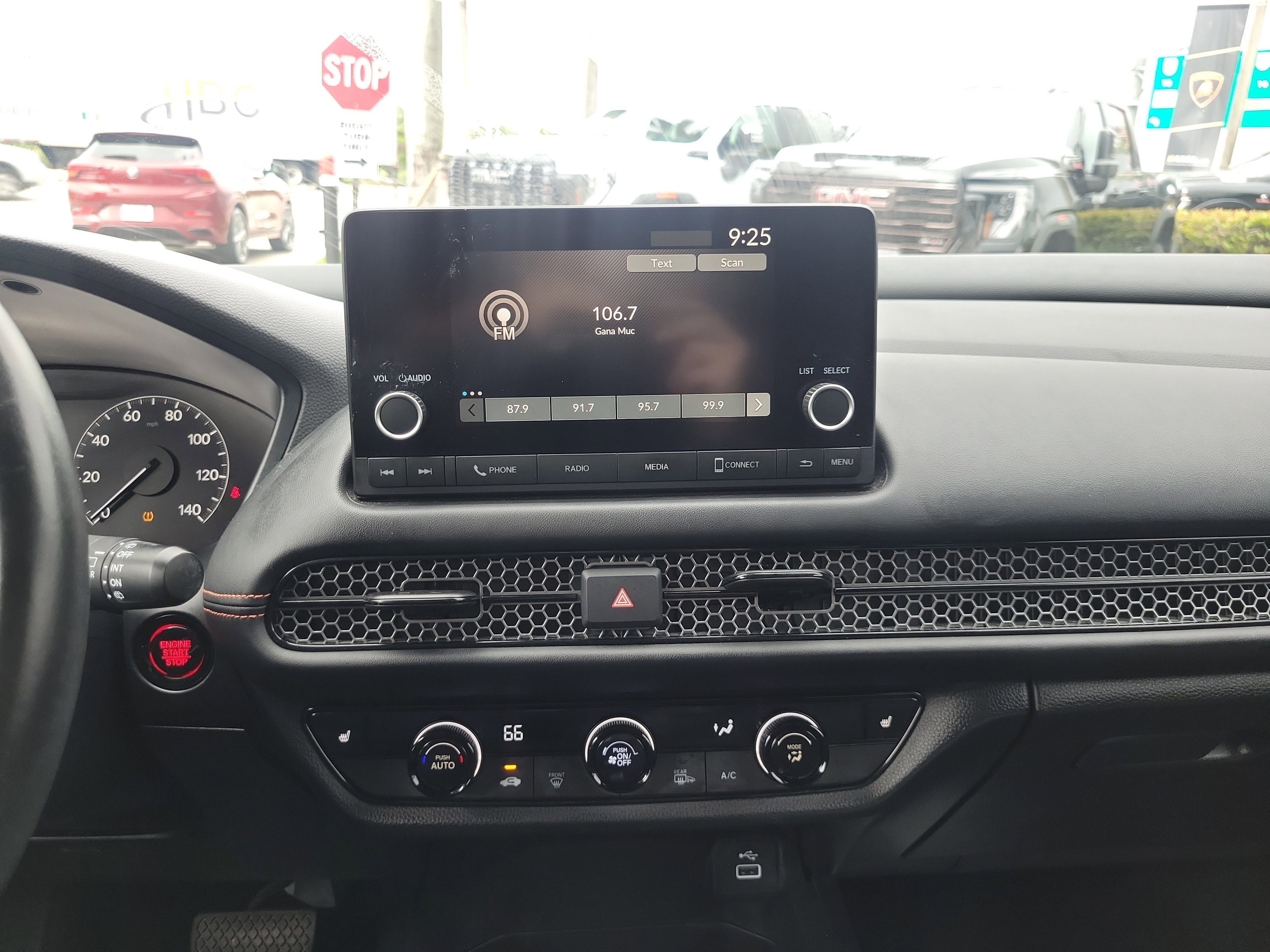 Used 2023 Honda HR-V Sport image 10