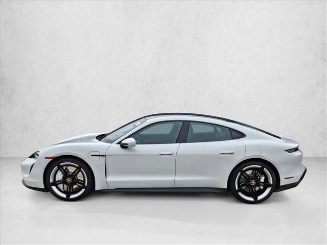Used 2020 Porsche Taycan 4S image 9