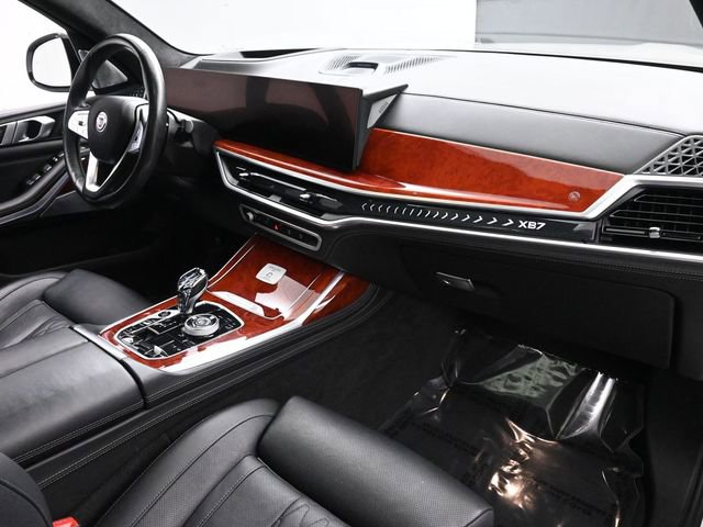 Used 2024 BMW ALPINA XB7 image 26