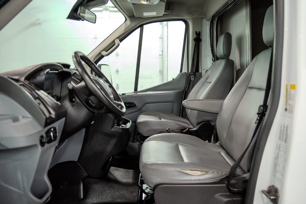 Used 2017 Ford Transit 250 138 RWD image 6