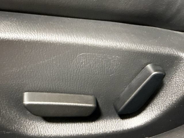 Used 2015 MAZDA MAZDA3 i Grand Touring image 22