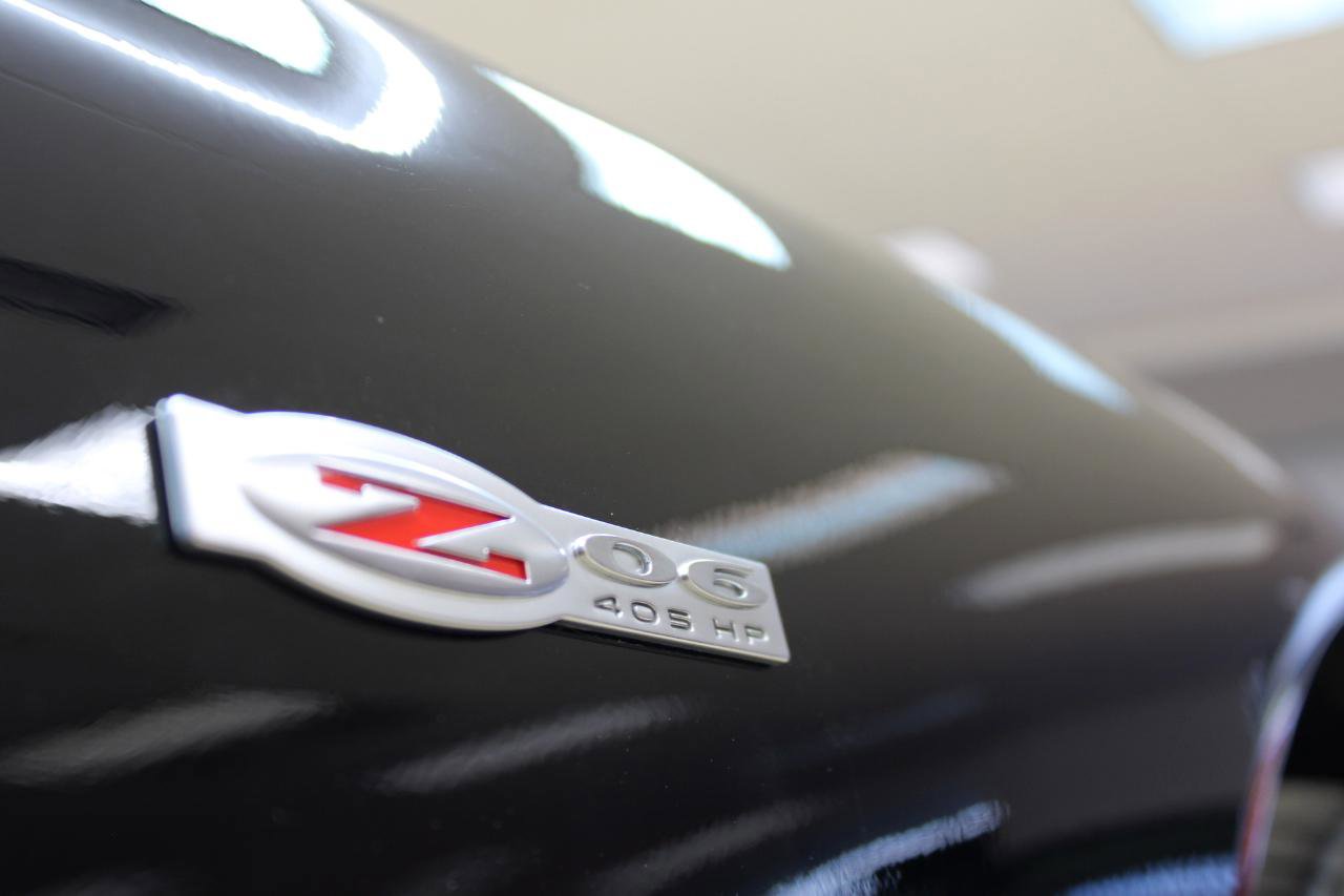 Used 2002 Chevrolet Corvette Z06 w/ Memory Pkg RWD image 16