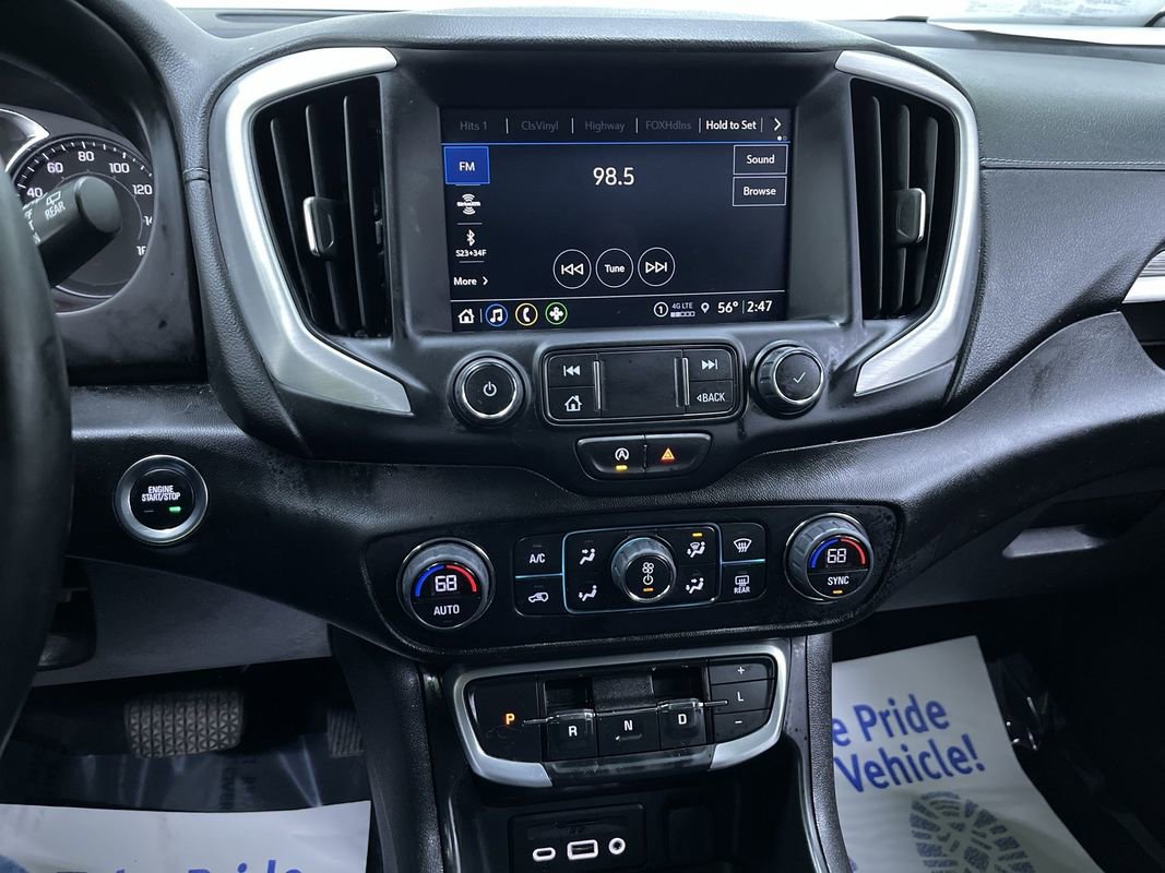 Used 2024 GMC Terrain SLT image 22