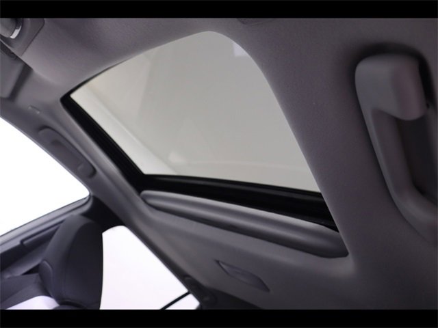 Used 2026 Toyota Corolla Cross LE image 46