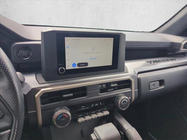 Used 2025 Toyota Tacoma SR5 AWD/4WD image 10
