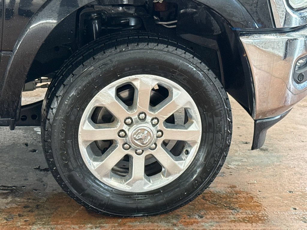 Used 2020 RAM 3500 Laramie AWD/4WD image 9