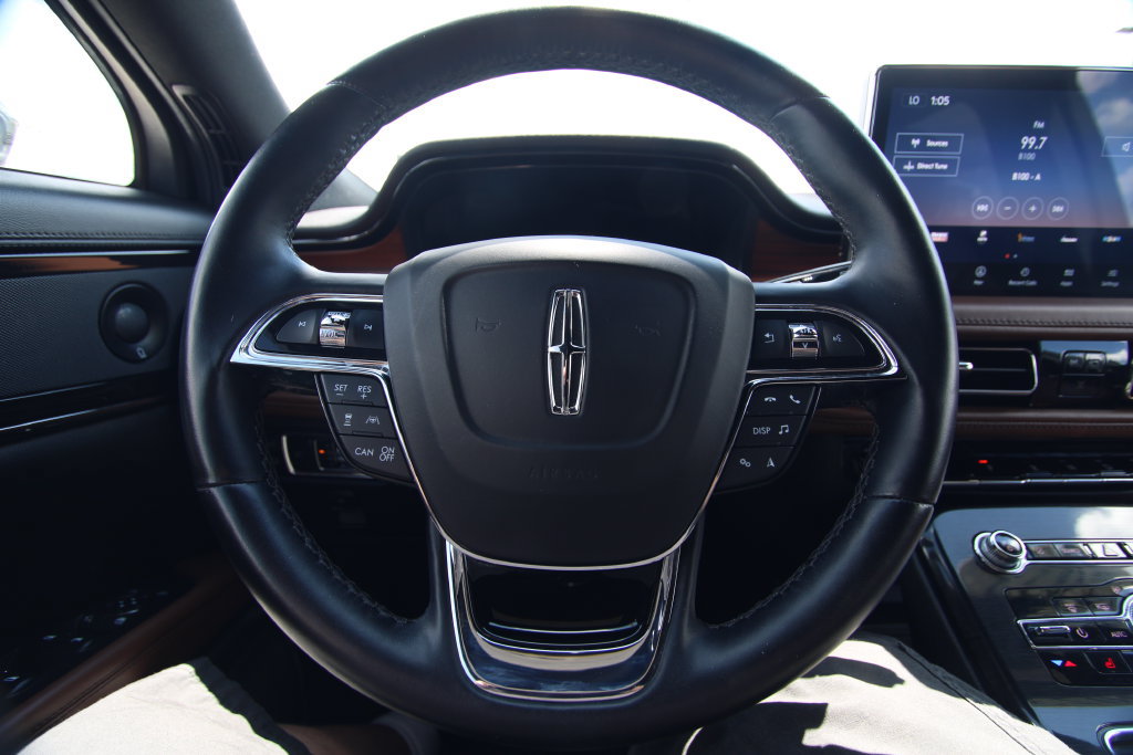 Used 2023 Lincoln Nautilus Reserve w/ Equipment Group 201A AWD/4WD image 20