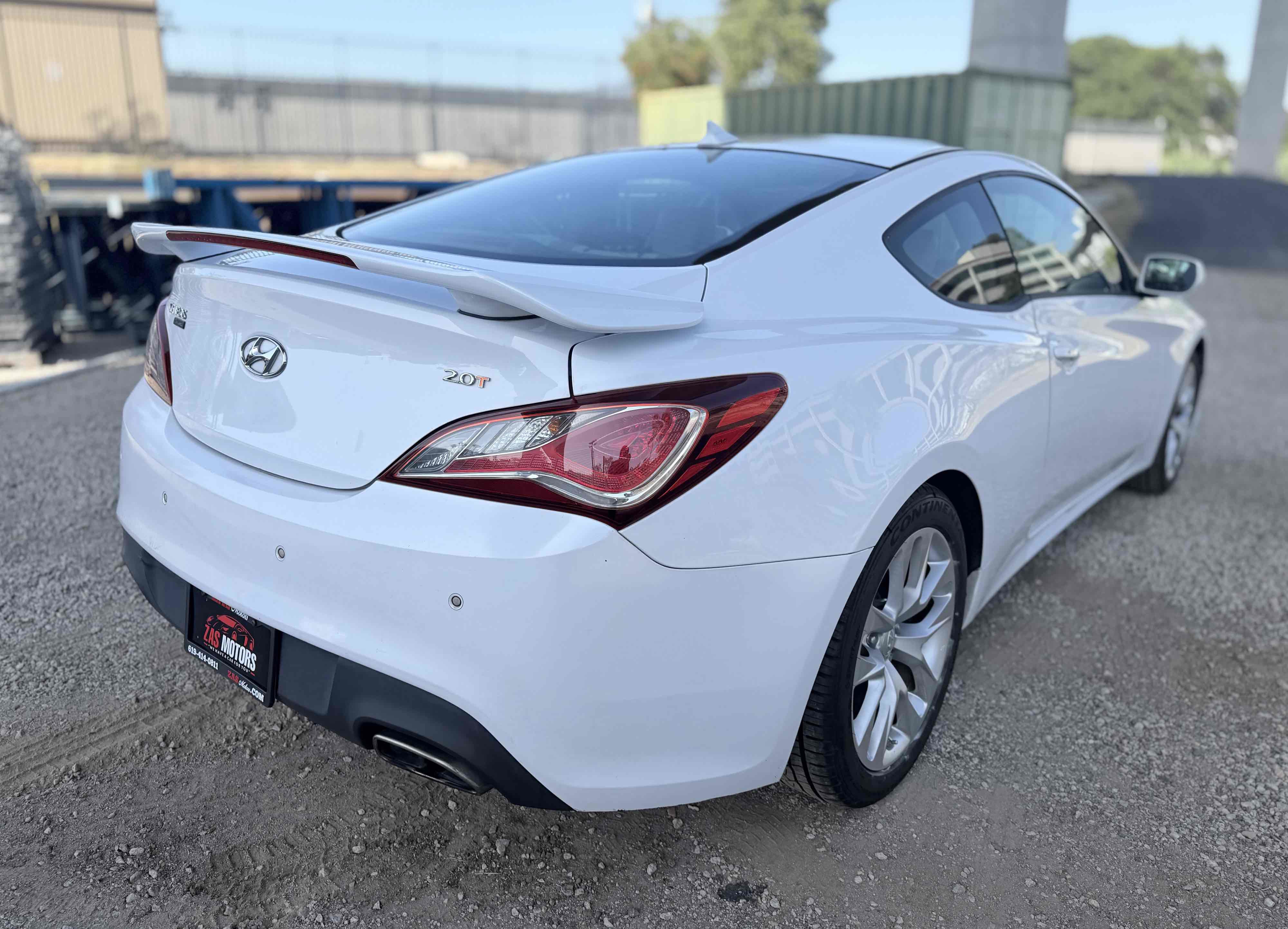 Used 2014 Hyundai Genesis 2.0T image 34