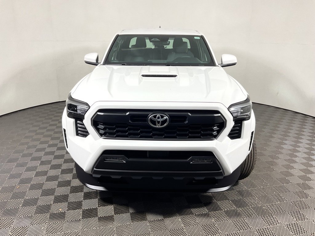 New 2025 Toyota Tacoma TRD Sport image 5