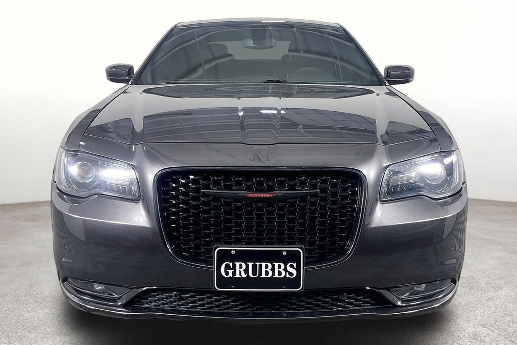 Used 2023 Chrysler 300 S RWD image 4