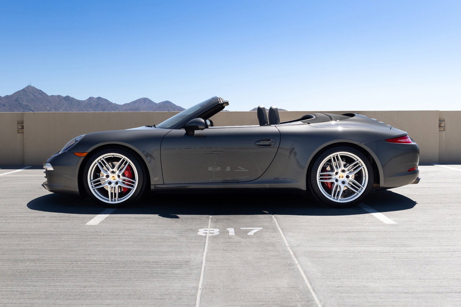 Used 2014 Porsche 911 Carrera 4S AWD/4WD image 12