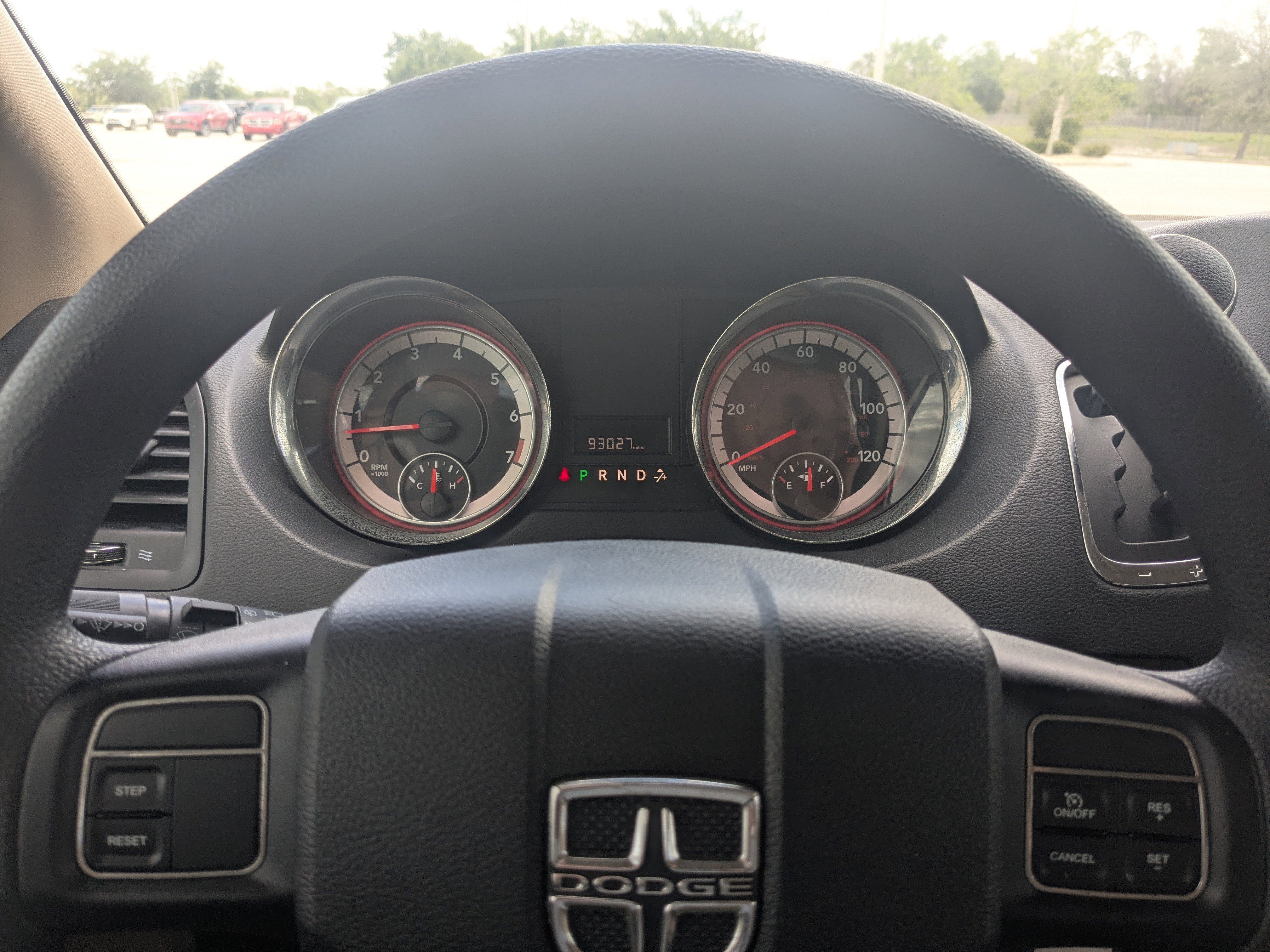 Used 2014 Dodge Grand Caravan American Value Package FWD image 32