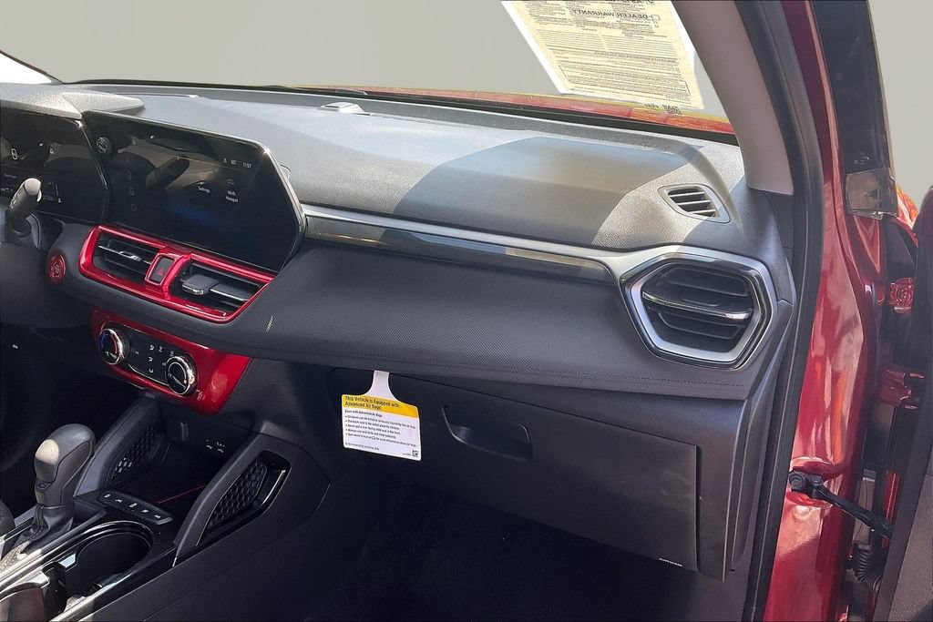 Used 2024 Chevrolet TrailBlazer LS w/ LS Convenience Package AWD/4WD image 29
