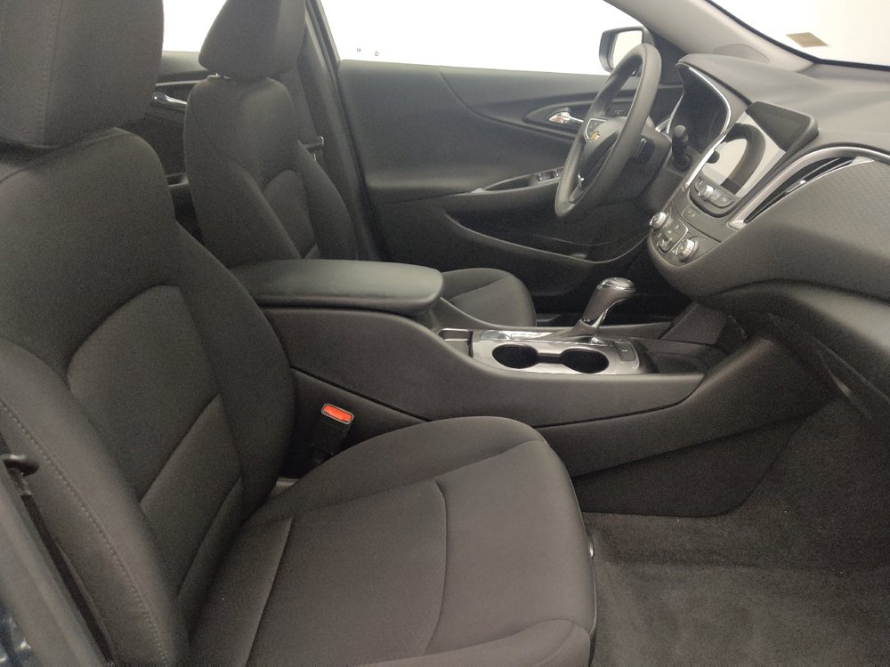 Used 2020 Chevrolet Malibu LS FWD image 21