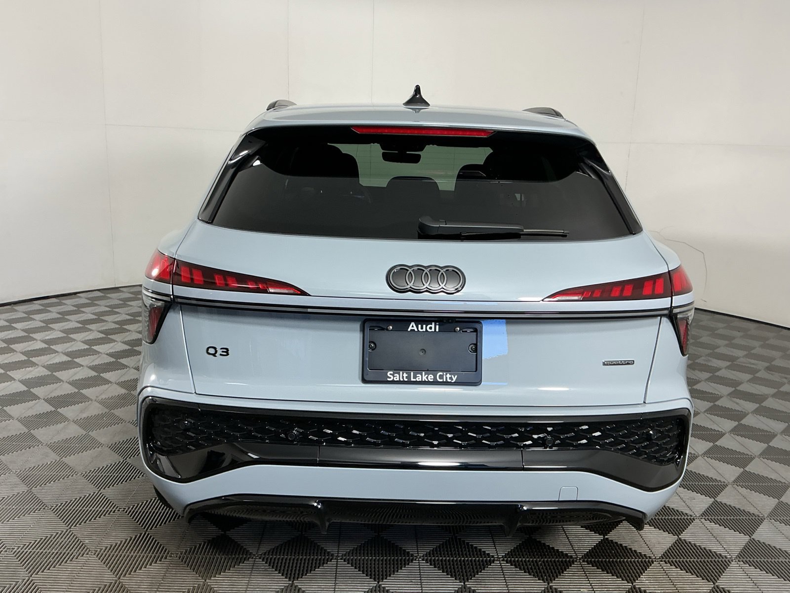 New 2026 Audi Q3 quattro 2.0T AWD/4WD image 7