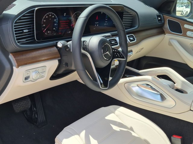 New 2026 Mercedes-Benz GLE 450 4MATIC Coupe image 3