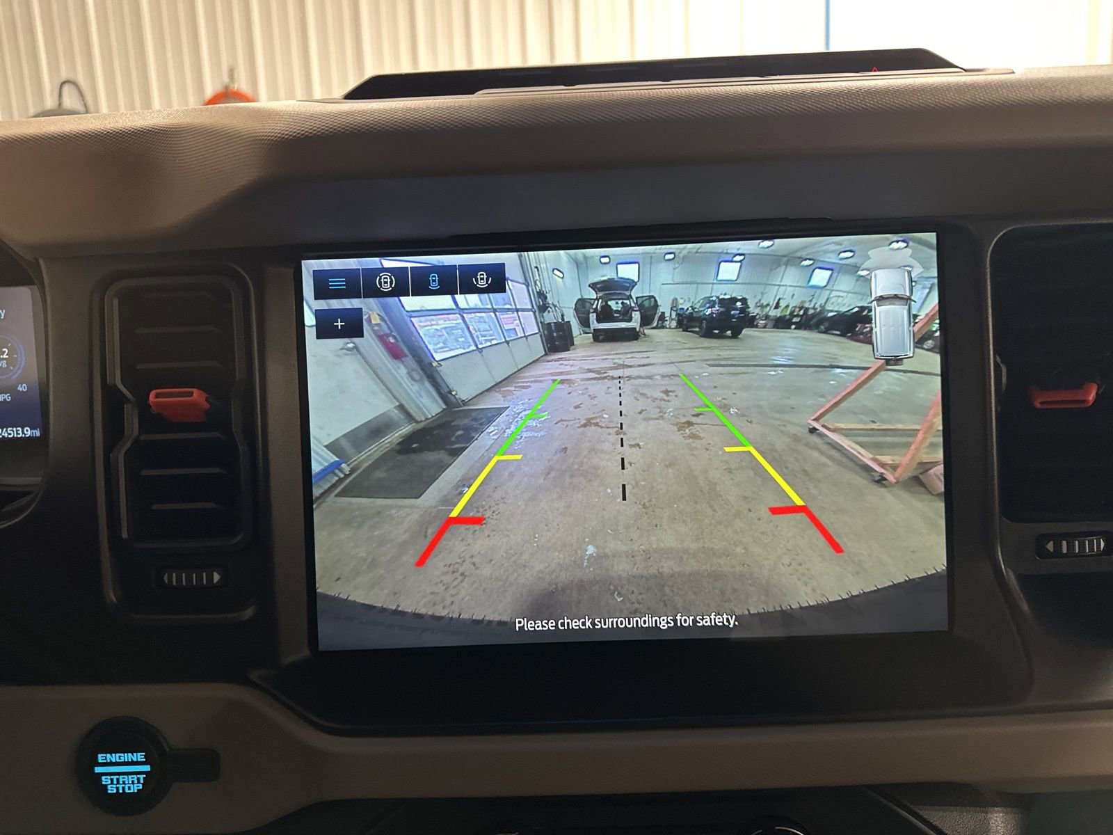 Used 2023 Ford Bronco Wildtrak image 65