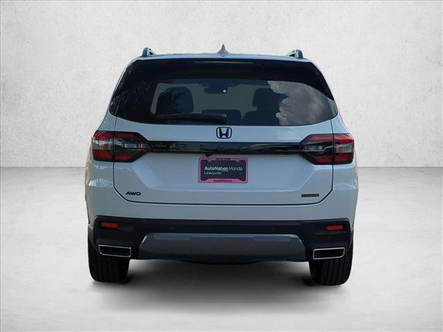 New 2026 Honda Pilot Touring image 8