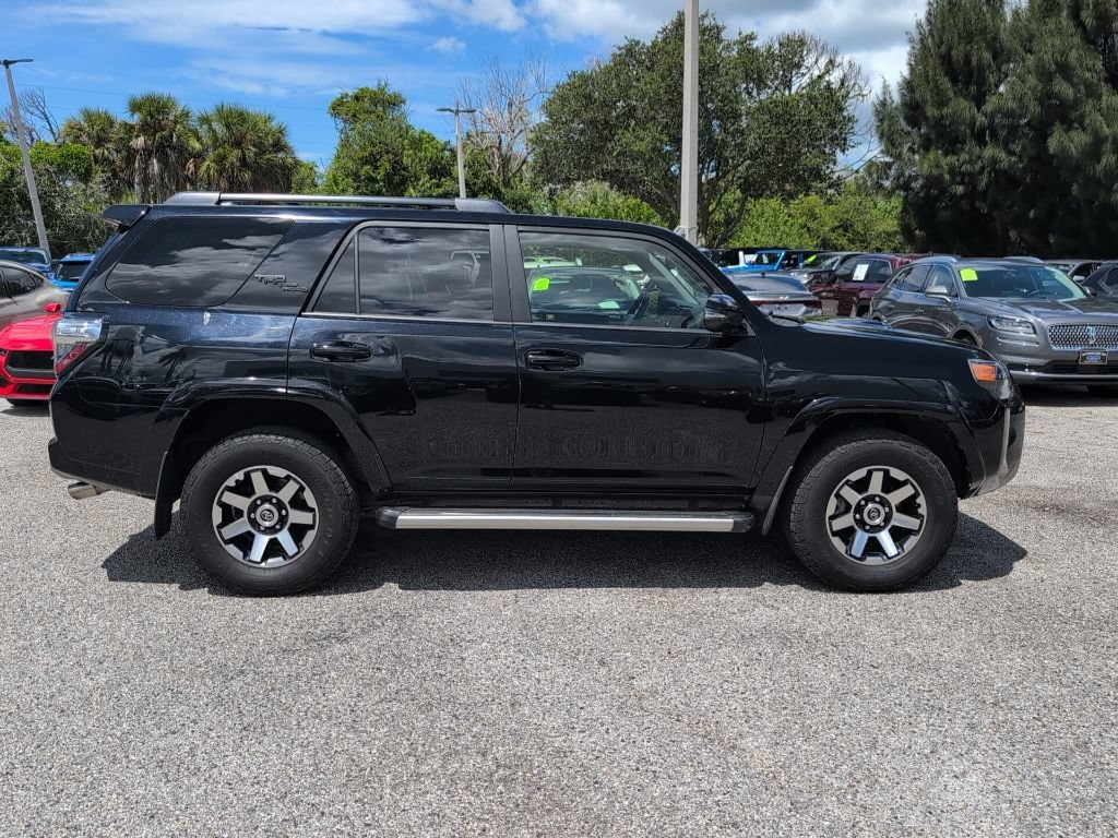 Used 2019 Toyota 4Runner TRD Off-Road Premium AWD/4WD image 2