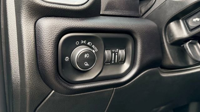 Used 2020 RAM 2500 Laramie image 34