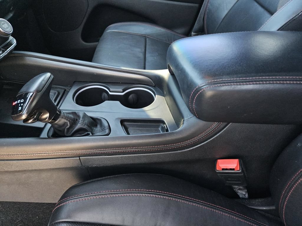Used 2022 Dodge Durango R/T w/ Blacktop Package RWD image 34