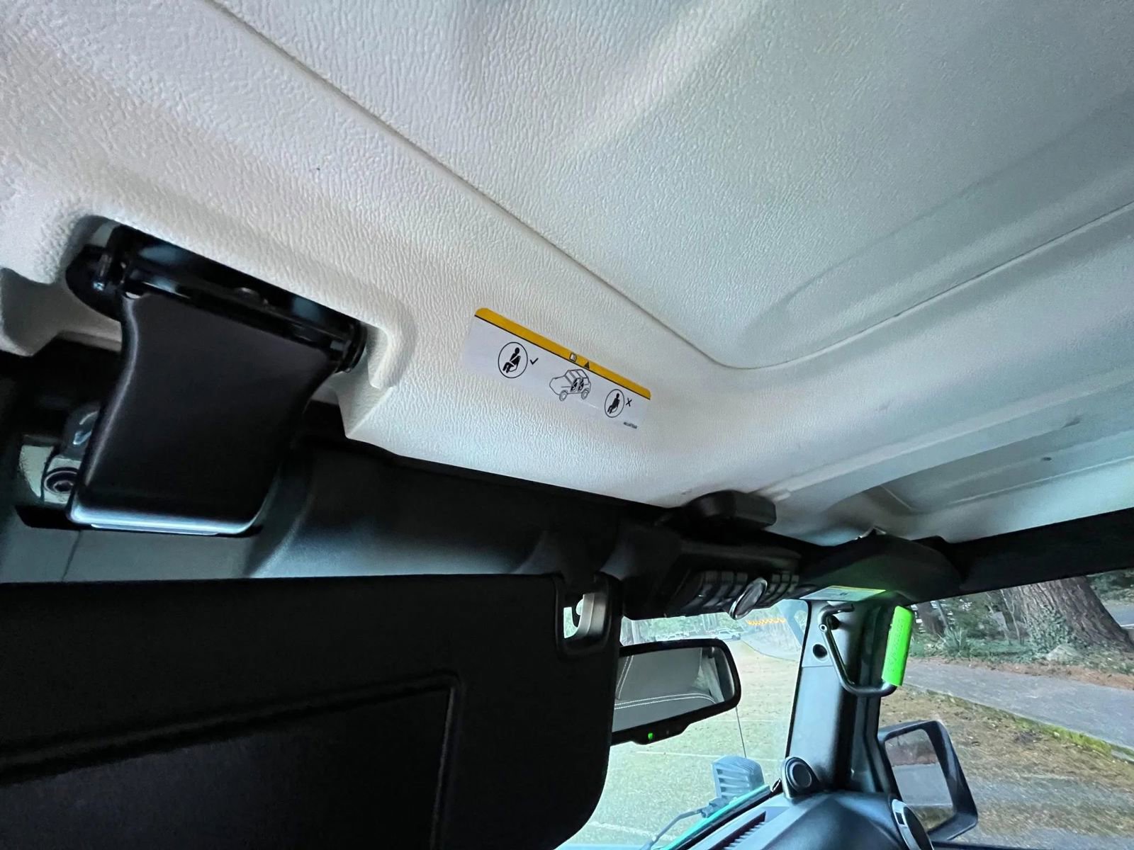 Used 2014 Jeep Wrangler Unlimited Sahara w/ Max Tow Package image 17